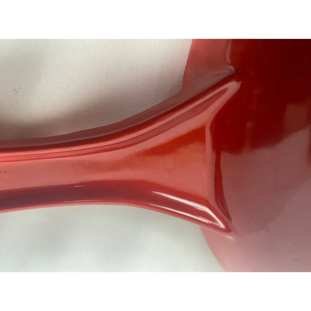 Vintage Style Le Creuset Red Skillet 9in Enameled Cast Iron Cream Interior